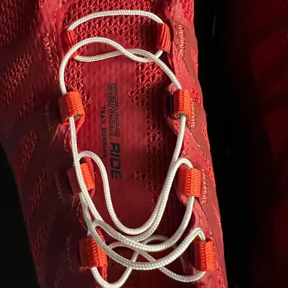 Salomon like new size 9 women size 7 men, red hiking sneakers. - Picture 2 of 8